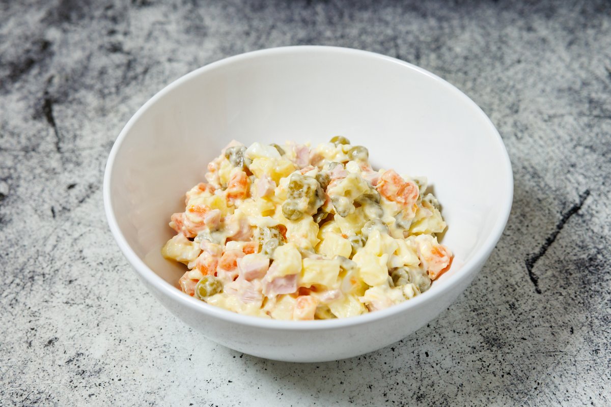 Салат Оливье вес.