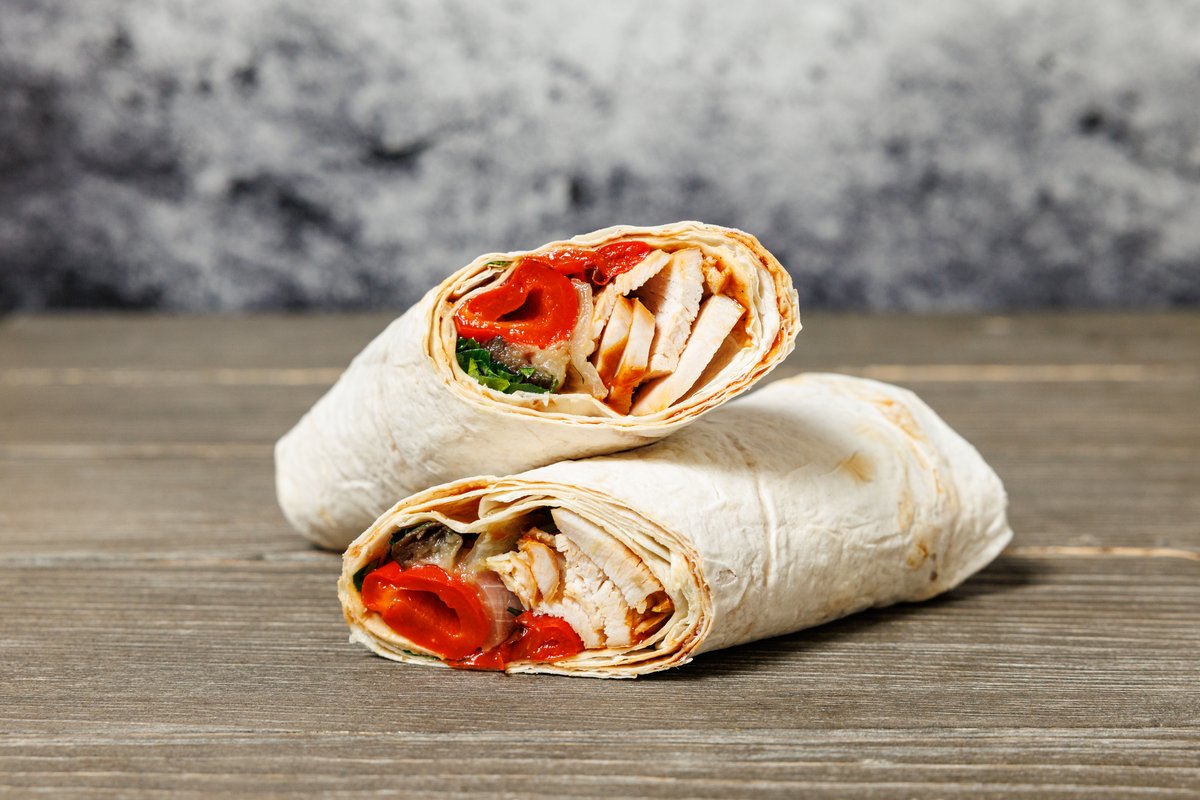 Сэндвич-ролл с баклажаном и курицей 285 гр