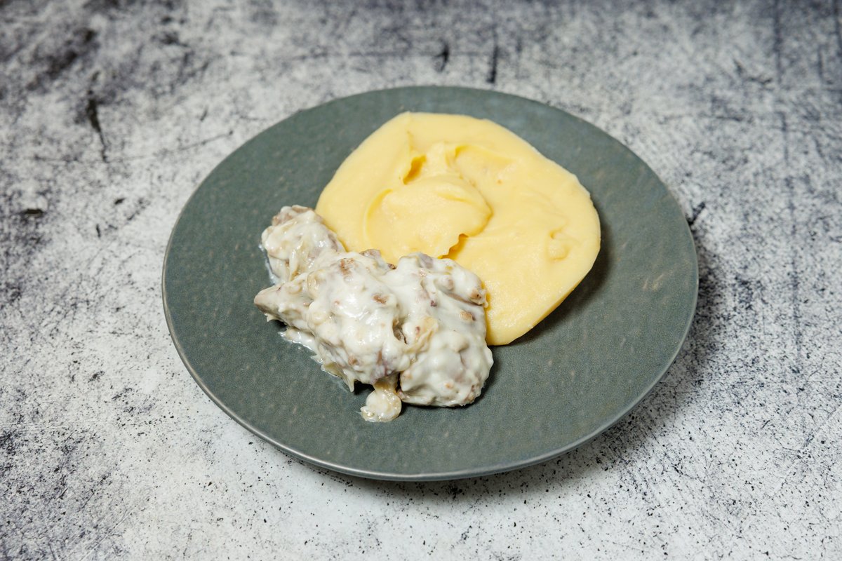 Печень куриная в сливочном соусе вес.