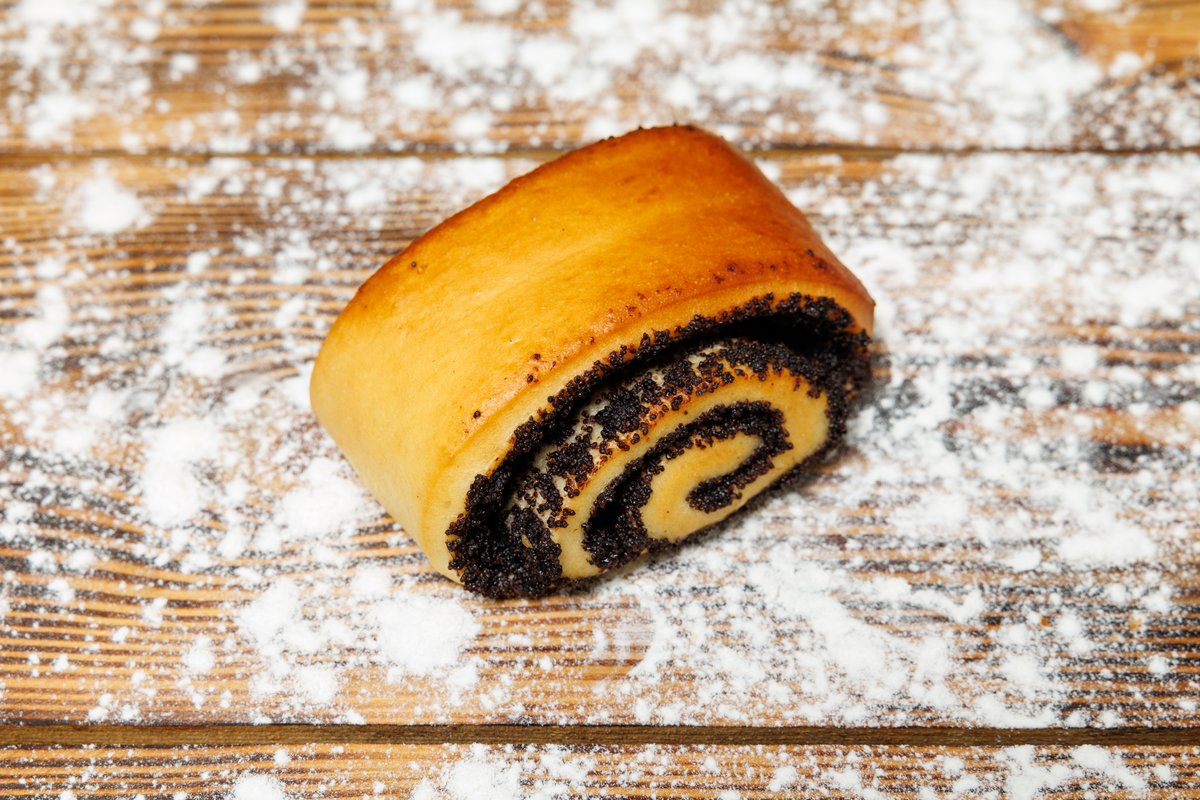 Булочка "Маковка" 130 гр.